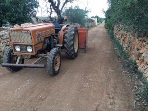 caminos con cajón nivelador